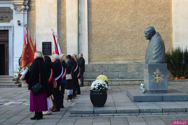 W hołdzie bohaterom – mieszkańcy Barda świętowali 106 lat wolnej Polski
