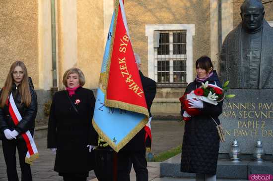 W hołdzie bohaterom – mieszkańcy Barda świętowali 106 lat wolnej Polski