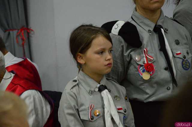 Moc pieśni patriotycznych w Świetlicy Wiejskiej w Stoszowicach 