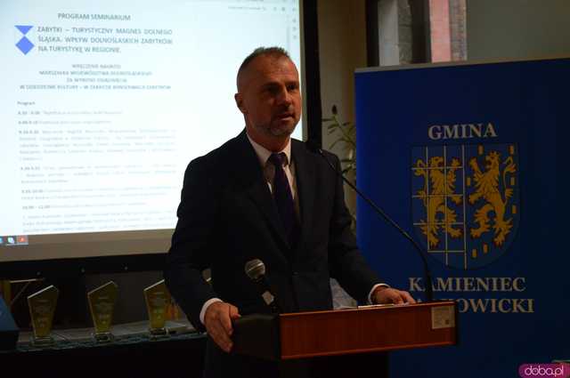 [FOTO, WIDEO] Turystyczny magnes Dolnego Śląska: Jak zabytki wpływają na rozwój regionu?