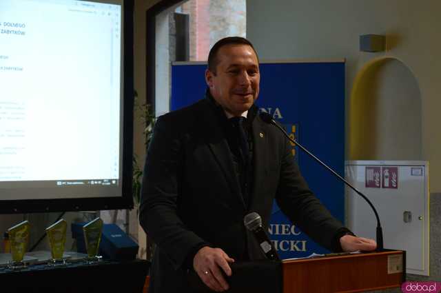 [FOTO, WIDEO] Turystyczny magnes Dolnego Śląska: Jak zabytki wpływają na rozwój regionu?