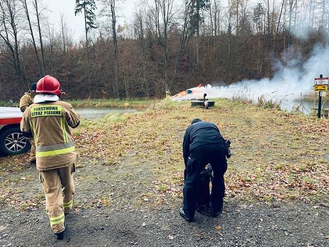 [FOTO] Strażacy i policjanci uczestniczyli w działaniach Wybuchowy Las. Pracowali nad koordynacją działań
