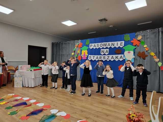 [FOTO] Przedszkolaki z Mąkolna pasowane na starszaka