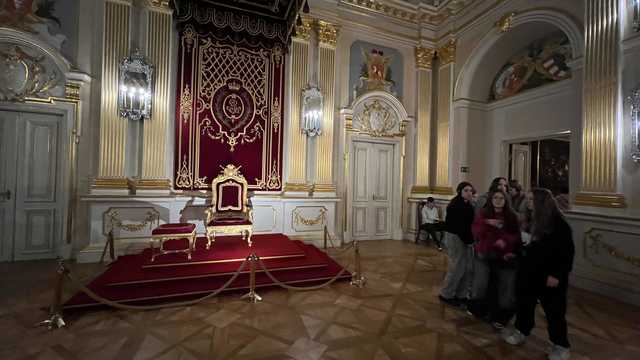 [FOTO] Uczniowie z Barda wizytowali u prezydenta Trzaskowskiego i kibicowali piłkarskiej reprezentacji