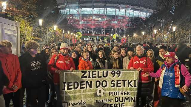 [FOTO] Uczniowie z Barda wizytowali u prezydenta Trzaskowskiego i kibicowali piłkarskiej reprezentacji