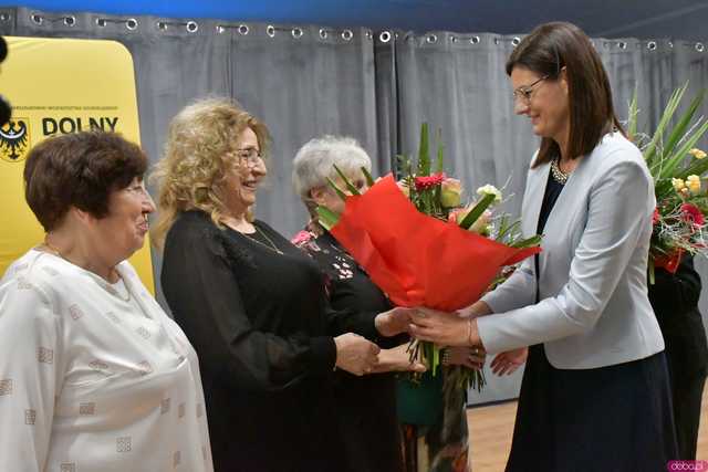 [FOTO, WIDEO] SeniorVita 2024: Wspólna podróż ku zdrowiu i radości w Mąkolnie