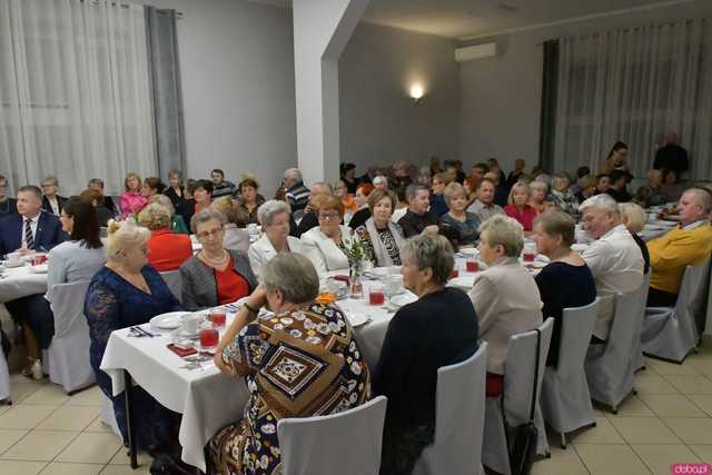 [FOTO, WIDEO] SeniorVita 2024: Wspólna podróż ku zdrowiu i radości w Mąkolnie