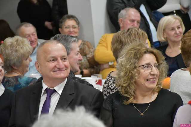 [FOTO, WIDEO] SeniorVita 2024: Wspólna podróż ku zdrowiu i radości w Mąkolnie