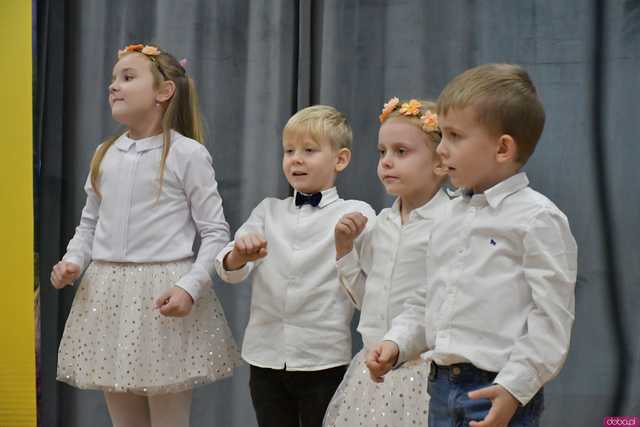 [FOTO, WIDEO] SeniorVita 2024: Wspólna podróż ku zdrowiu i radości w Mąkolnie
