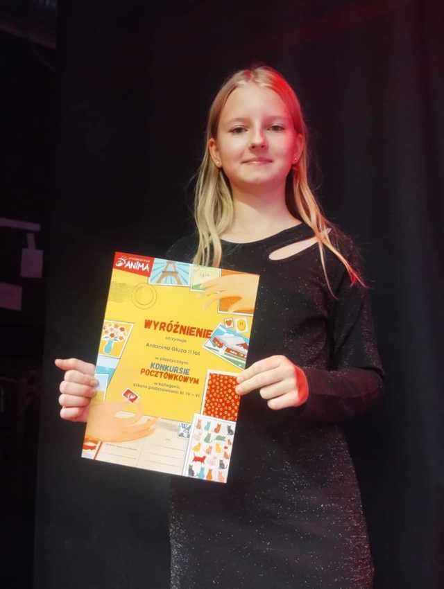 [FOTO] Talent i wyobraźnia na podium! Sukces młodych artystek z Gminy Bardo