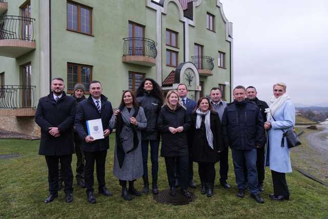 Kamieniec Ząbkowicki liderem w odbudowie po powodzi – nowe mieszkania dla mieszkańców