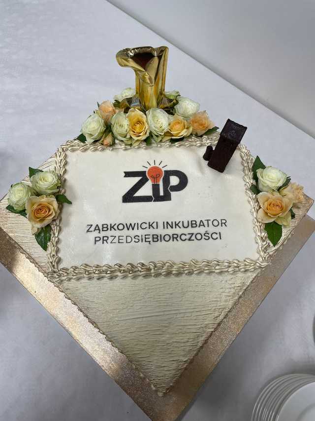 [FOTO] 1. Urodziny Ząbkowickiego Inkubatora Przedsiębiorczości za nami!