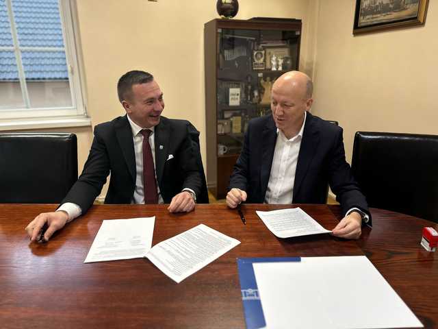 [FOTO] Autobusy ZKA w gminie Kamieniec Ząbkowicki: sąsiedzkie gminy łączą siły