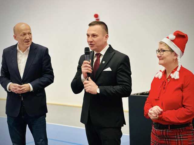 [FOTO] Świąteczna magia połączyła młodzież w Ziębicach
