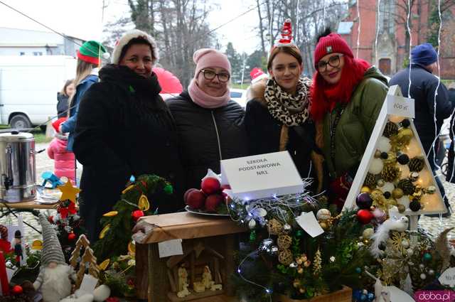 [FOTO,WIDEO] Jarmark Mikołajkowy w Kamieńcu Ząbkowickim 