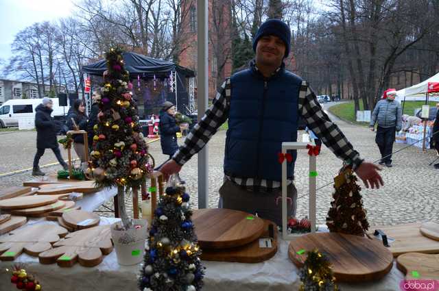 [FOTO,WIDEO] Jarmark Mikołajkowy w Kamieńcu Ząbkowickim 
