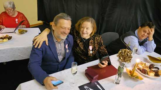 [FOTO] Miłość silniejsza niż czas: 12 par z Barda świętowało swoje jubileusze 