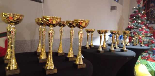 [FOTO] Szachowe Grand Prix w Kamieńcu Ząbkowickim: królewska gra połączy pokolenia