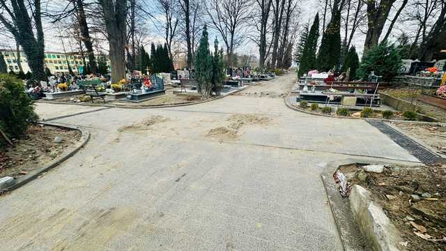[FOTO] Modernizacja cmentarza w Ziębicach za ponad 2,5 miliona złotych -  co się zmieni?