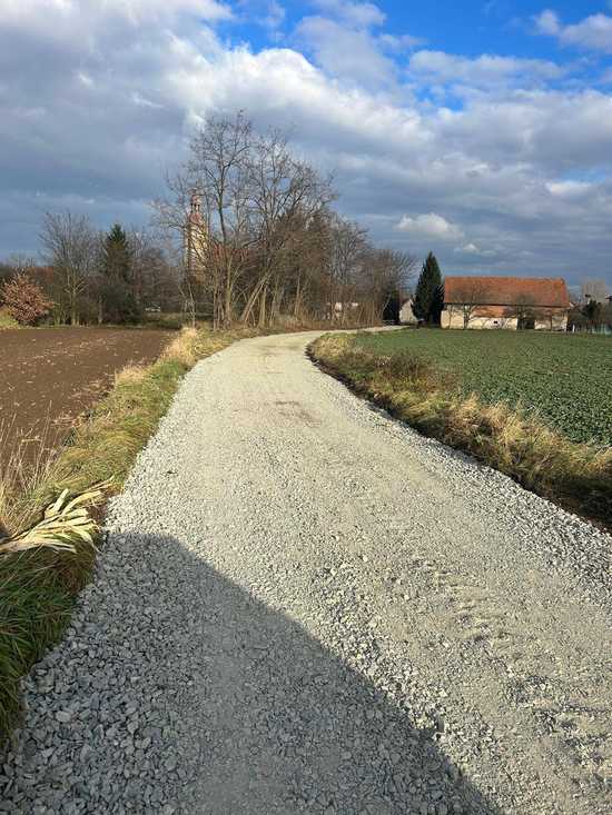 [FOTO] Boiska w gminie Kamieniec Ząbkowicki zostały odnowione z myślą o mieszkańcach