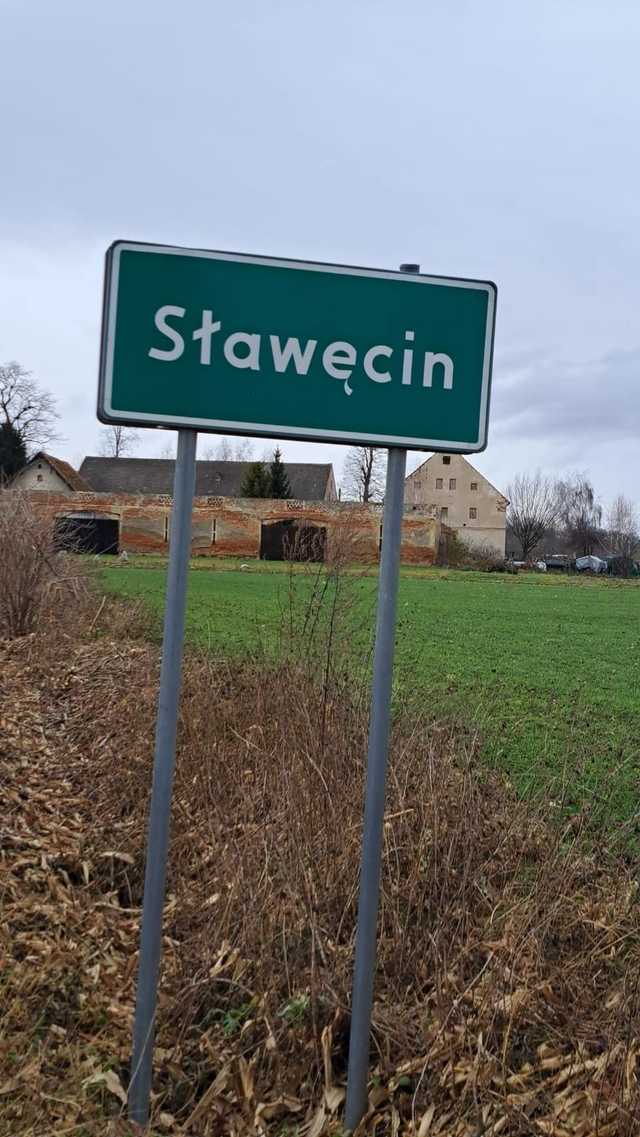[FOTO] Boiska w gminie Kamieniec Ząbkowicki zostały odnowione z myślą o mieszkańcach