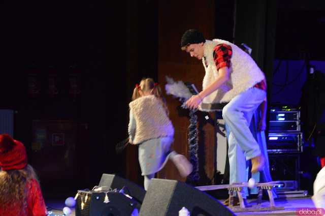 [FOTO,WIDEO] Świąteczne Anioły rozświetliły Ząbkowice Śląskie - wyjątkowy koncert Szkoły Muzycznej 