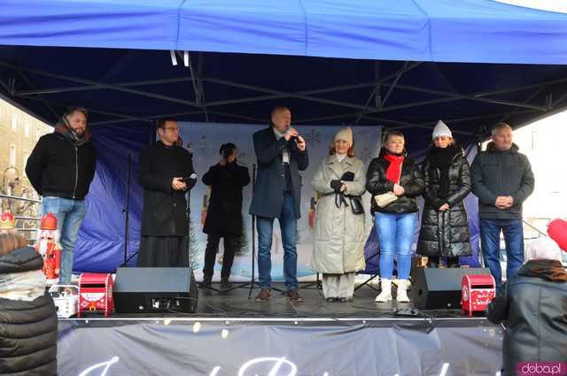 [FOTO, WIDEO] Święta tuż za rogiem – Ziębicki Jarmark Bożonarodzeniowy