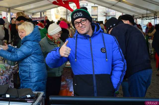 [FOTO, WIDEO] Święta tuż za rogiem – Ziębicki Jarmark Bożonarodzeniowy