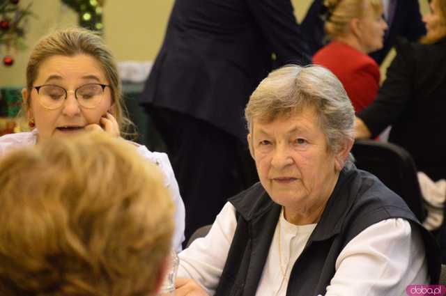 [FOTO, WIDEO] Wyjątkowy wieczór w Przyłęku – mieszkańcy Barda razem przy świątecznym stole