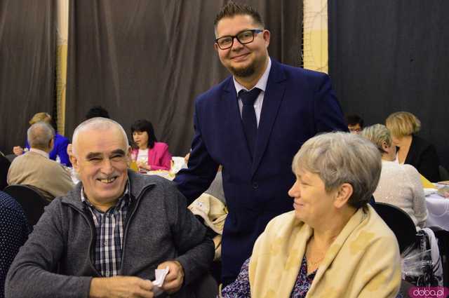 [FOTO, WIDEO] Wyjątkowy wieczór w Przyłęku – mieszkańcy Barda razem przy świątecznym stole