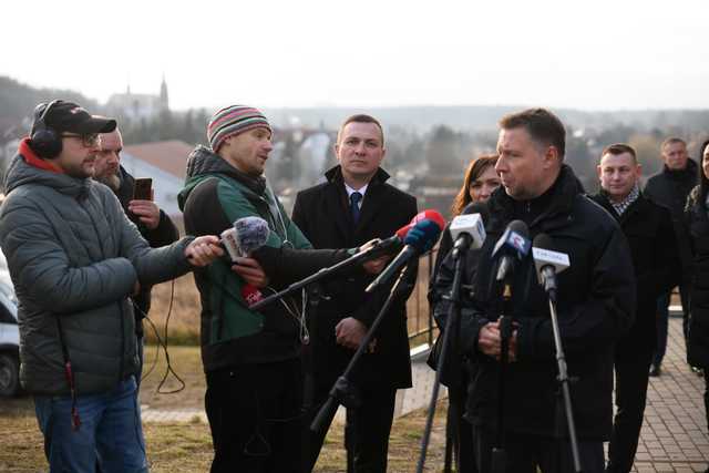[FOTO] Z nadzieją na nowy początek. Powodzianie w Kamieńcu Ząbkowickim otrzymali nowe mieszkania