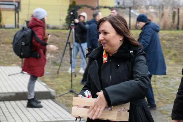 [FOTO] Z nadzieją na nowy początek. Powodzianie w Kamieńcu Ząbkowickim otrzymali nowe mieszkania