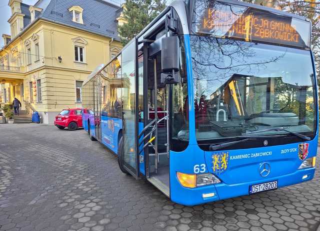 [FOTO] 2 stycznia ruszyła Komunikacja Autobusowa z Kamieńca Ząbkowickiego!