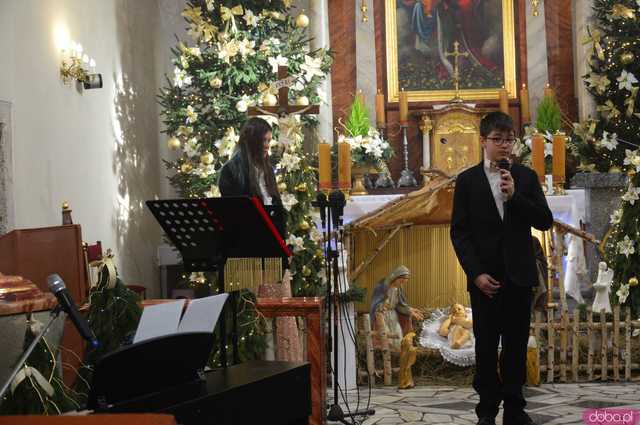 [FOTO] Koncert charytatywny dla Wojtka w Przedborowej 