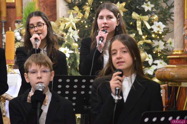 [FOTO] Koncert charytatywny dla Wojtka w Przedborowej 
