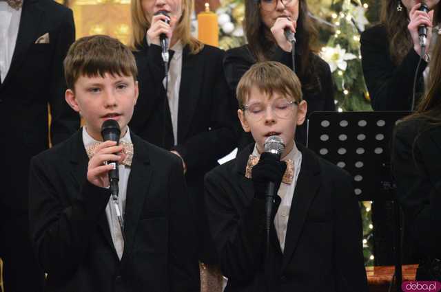 [FOTO] Koncert charytatywny dla Wojtka w Przedborowej 