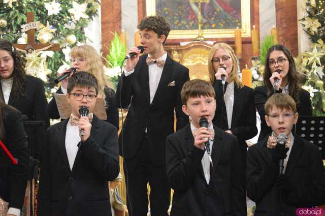 [FOTO] Koncert charytatywny dla Wojtka w Przedborowej 