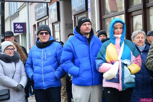 [FOTO, WIDEO] Trzej Królowie przeszli ulicami Ząbkowic Śląskich wspólnie z mieszkańcami!