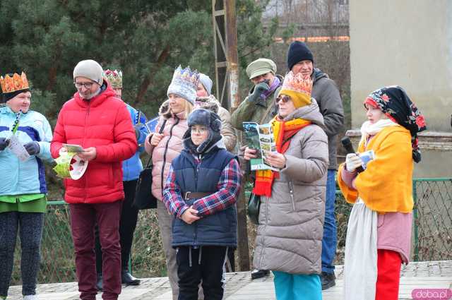 [FOTO,WIDEO] Już 13 raz Orszak Trzech Króli przeszedł ulicami Barda 