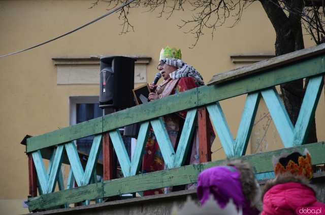 [FOTO,WIDEO] Już 13 raz Orszak Trzech Króli przeszedł ulicami Barda 