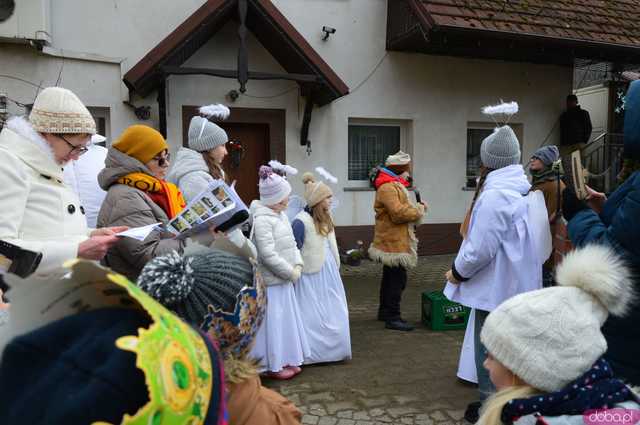 [FOTO,WIDEO] Już 13 raz Orszak Trzech Króli przeszedł ulicami Barda 