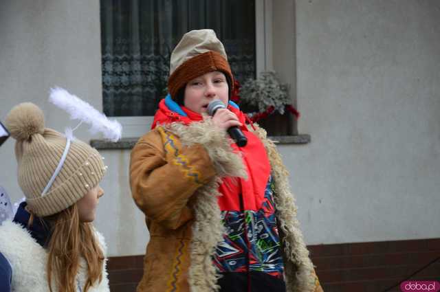[FOTO,WIDEO] Już 13 raz Orszak Trzech Króli przeszedł ulicami Barda 