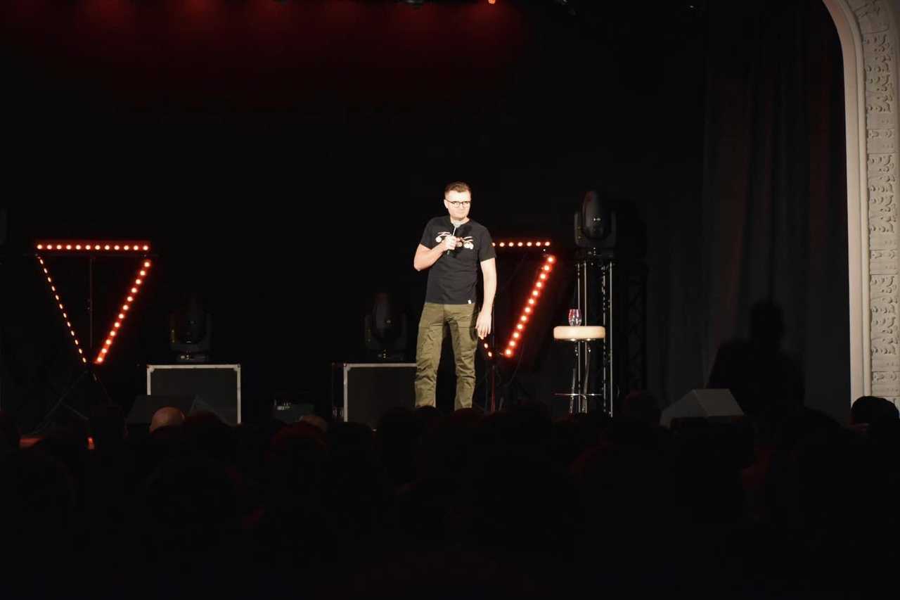 [FOTO] Kacper Ruciński rozbawił ziębicką publiczność