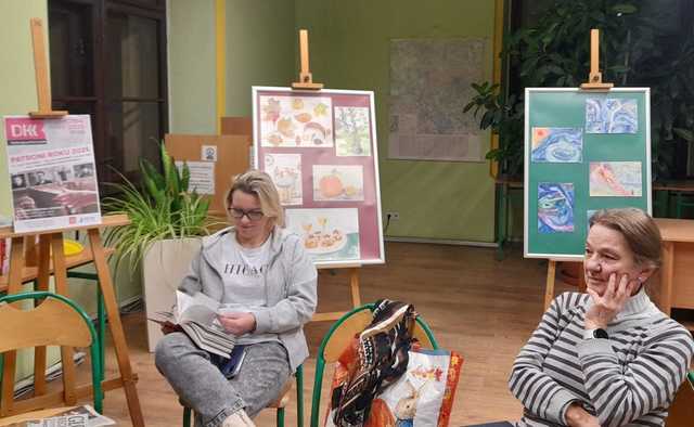 [FOTO] Patroni 2025 roku na pierwszym spotkaniu Dyskusyjnego Klubu Książki 