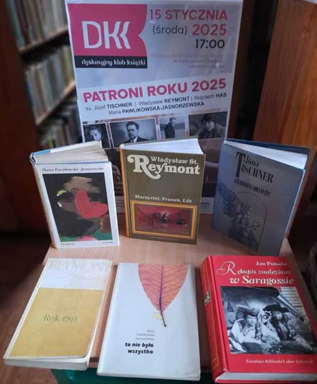 [FOTO] Patroni 2025 roku na pierwszym spotkaniu Dyskusyjnego Klubu Książki 