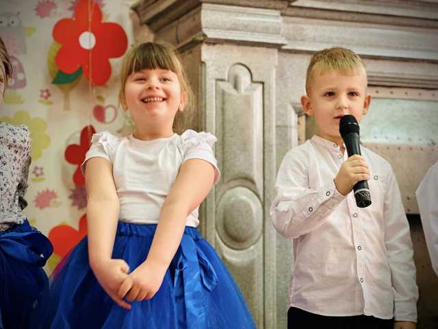 [FOTO] Dzień Babci i Dziadka w Henrykowie 