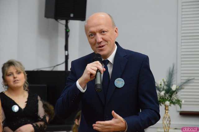 [FOTO, WIDEO] Ten wieczór zapamiętają na długo! Studniówka Zespołu Szkół Ponadpodstawowych w Ziębicach