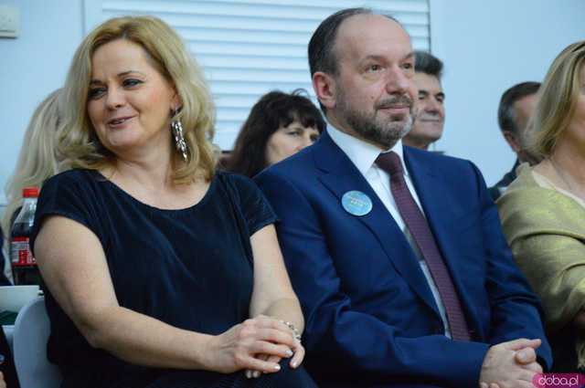 [FOTO, WIDEO] Ten wieczór zapamiętają na długo! Studniówka Zespołu Szkół Ponadpodstawowych w Ziębicach