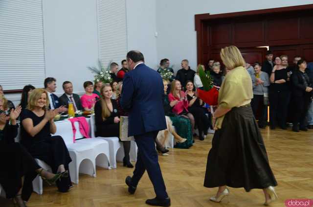 [FOTO, WIDEO] Ten wieczór zapamiętają na długo! Studniówka Zespołu Szkół Ponadpodstawowych w Ziębicach