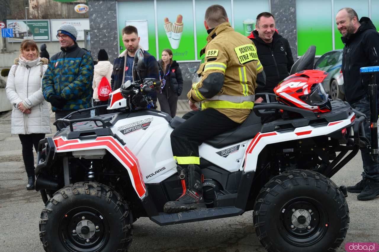 [FOTO, WIDEO] Dla onkologii i hematologii dziecięcej: Finał Wielkiej Orkiestry Świątecznej Pomocy w Bardzie